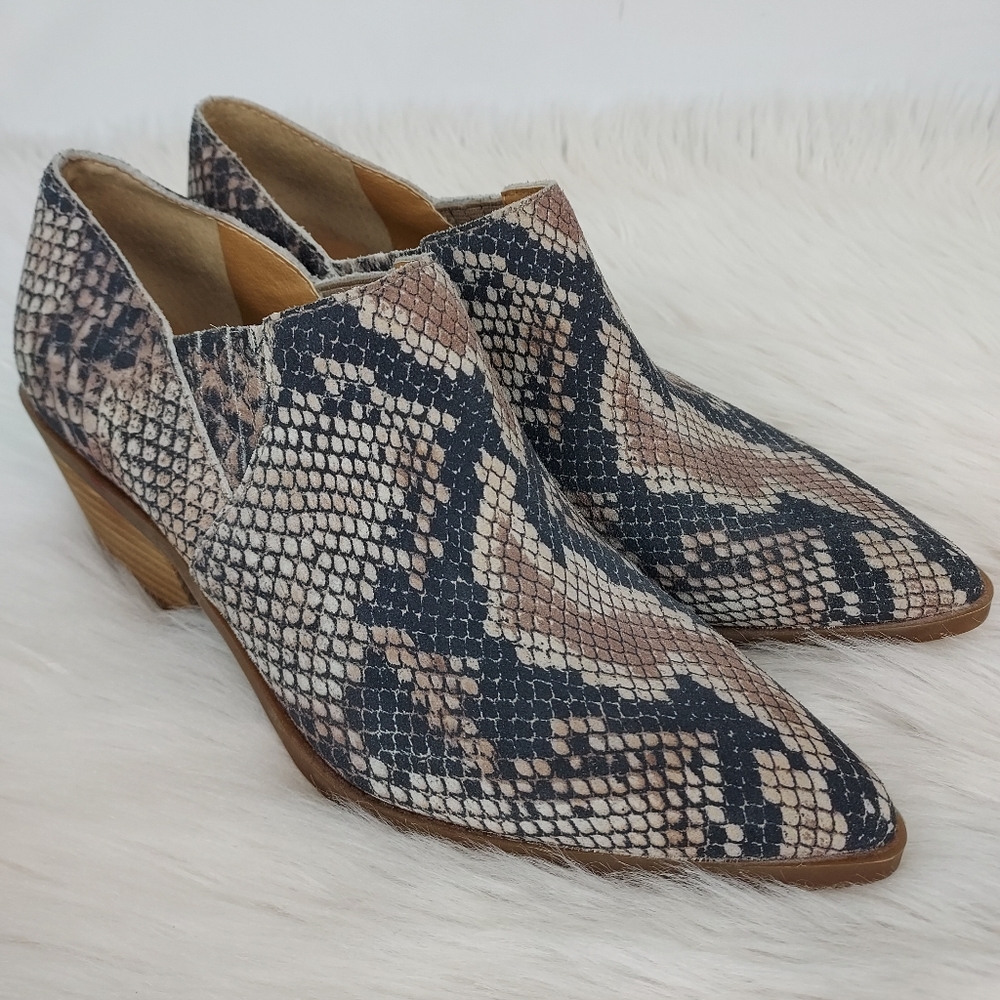Lucky Brand slipon python print heels, women's size 7.5M,  grey
